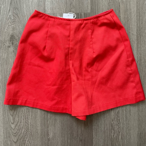 Reformation Vintage NWT Red Skort Size XS - Picture 2 of 3